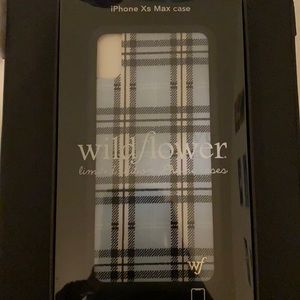 Wildflower blue plaid case